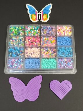 Butterfly & Heart Pegboards & Perler Beads Set